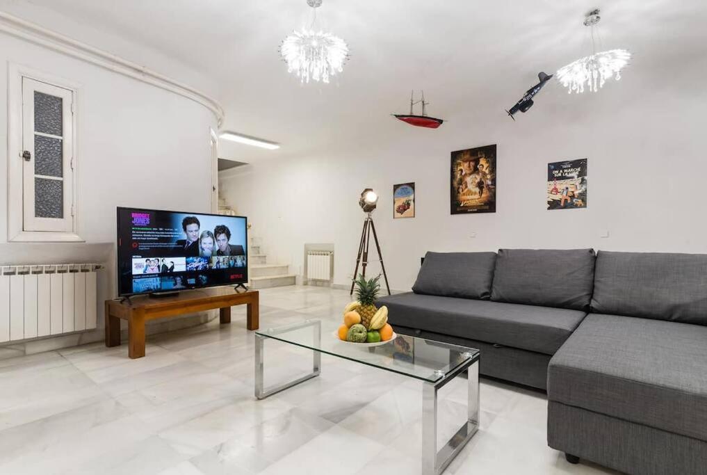Spacious & Comfortable Flat In Gran Via-sol *
