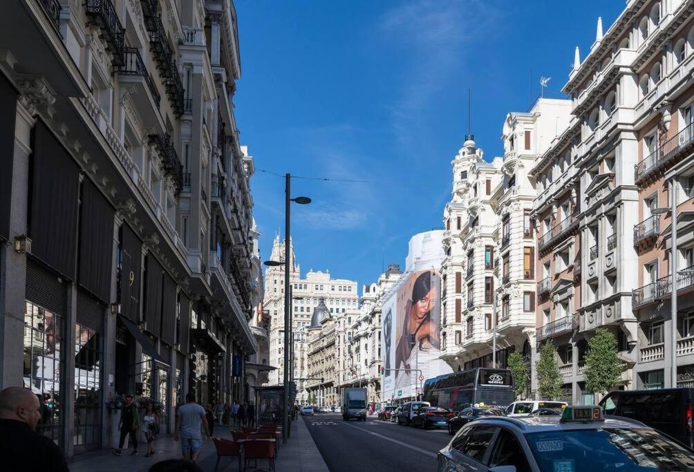 Spacious & Comfortable Flat In Gran Via-sol *