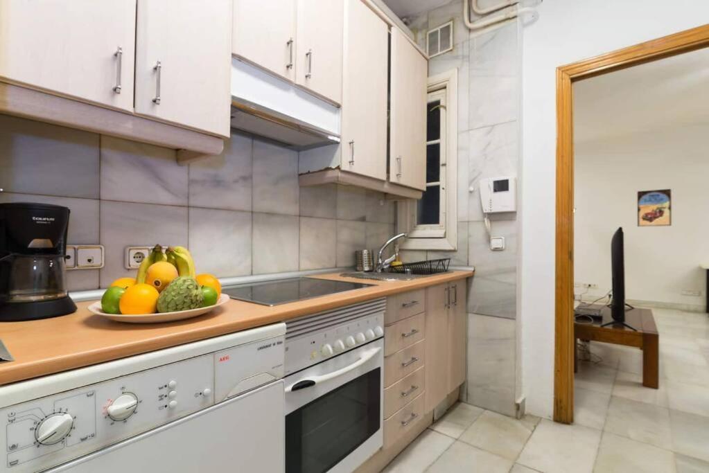 Spacious & Comfortable Flat In Gran Via-sol
