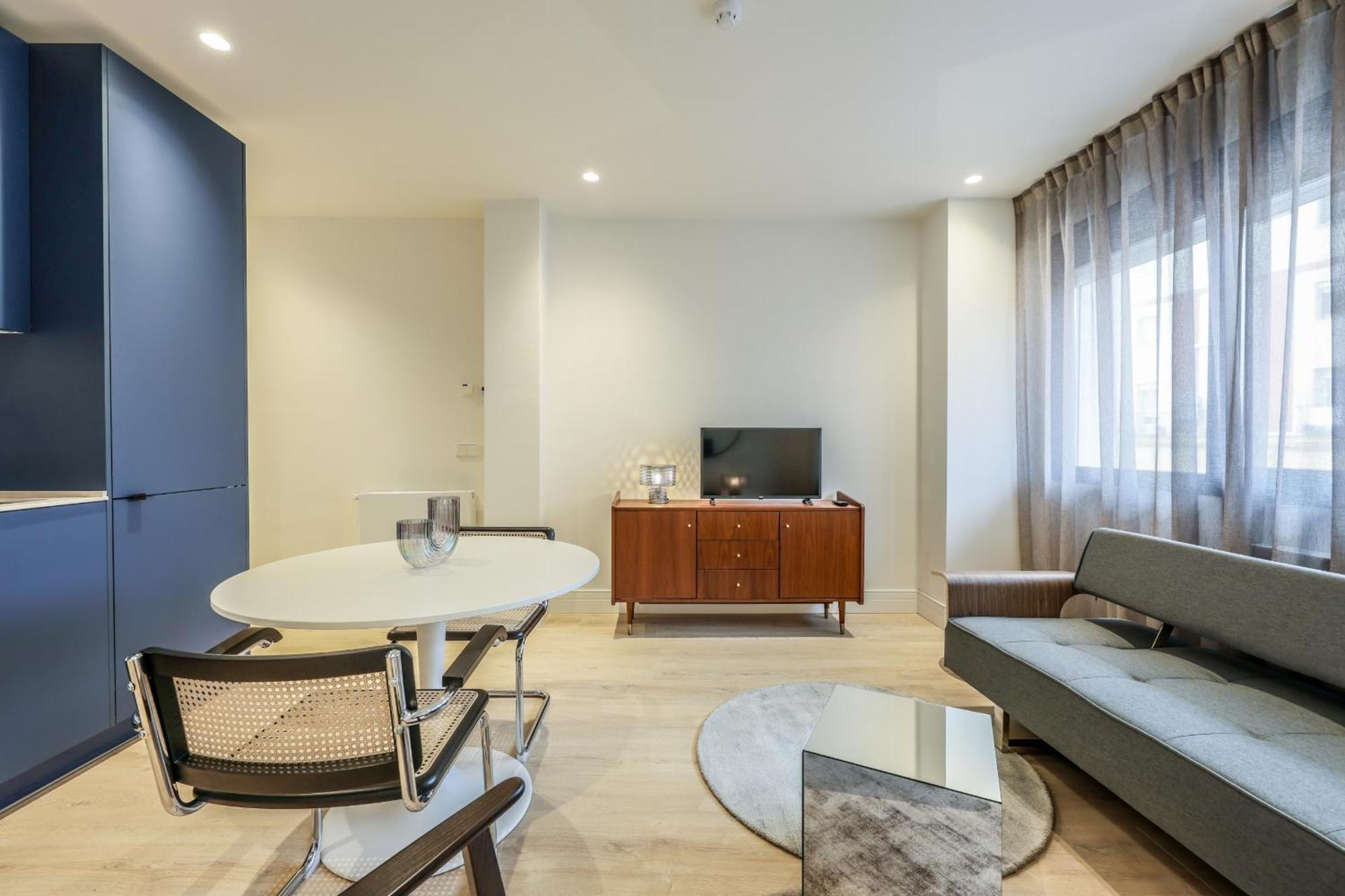 Amazinn Places Palacio Real Apartment Madrid
