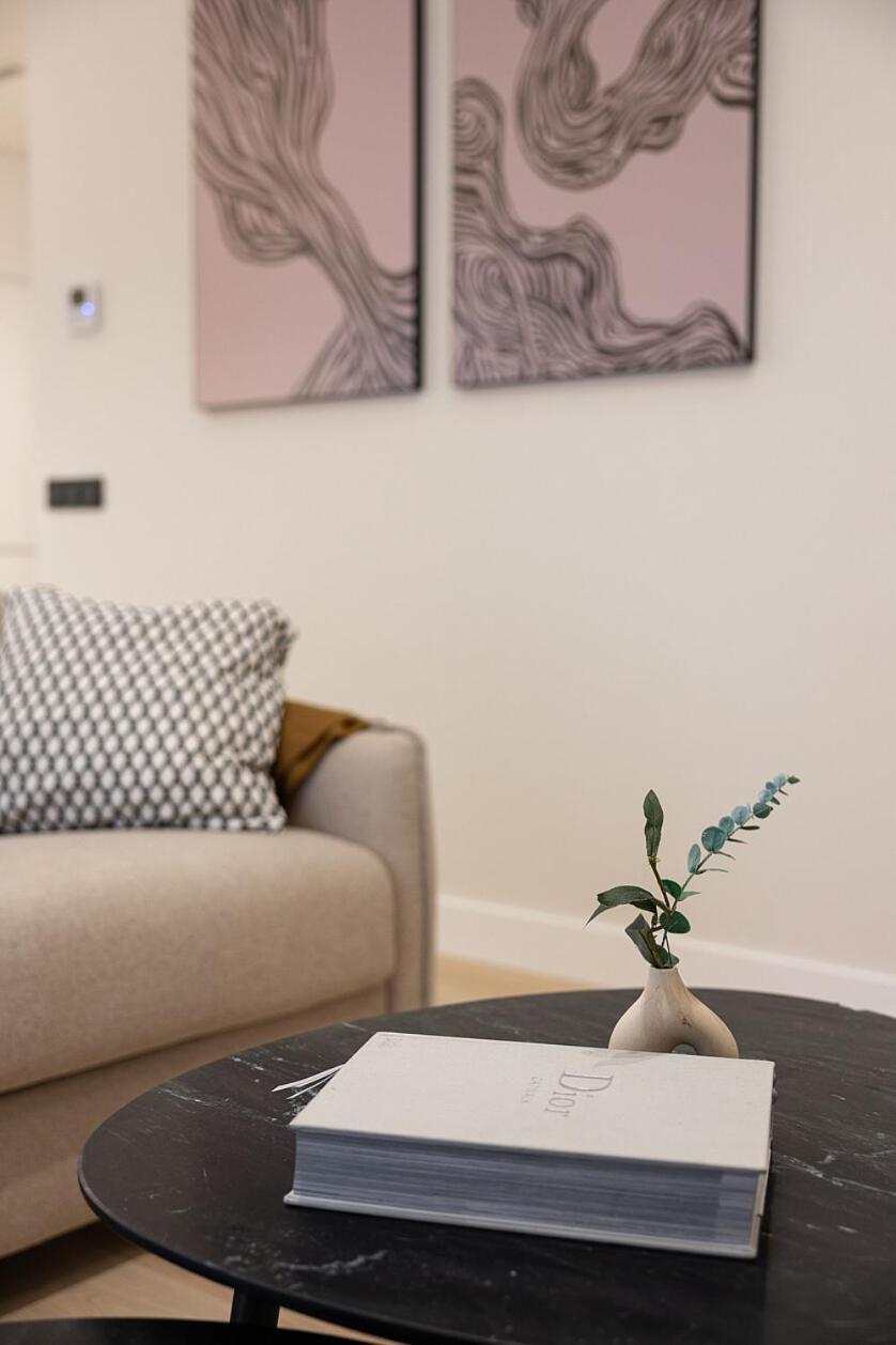 Lejlighed Gran Via Xv Calle De Conchas 4br 4bh *