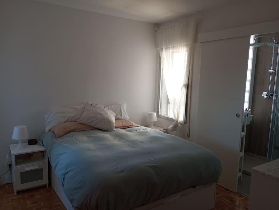 Luxury Renovated With Terrace In Apartment Madrid