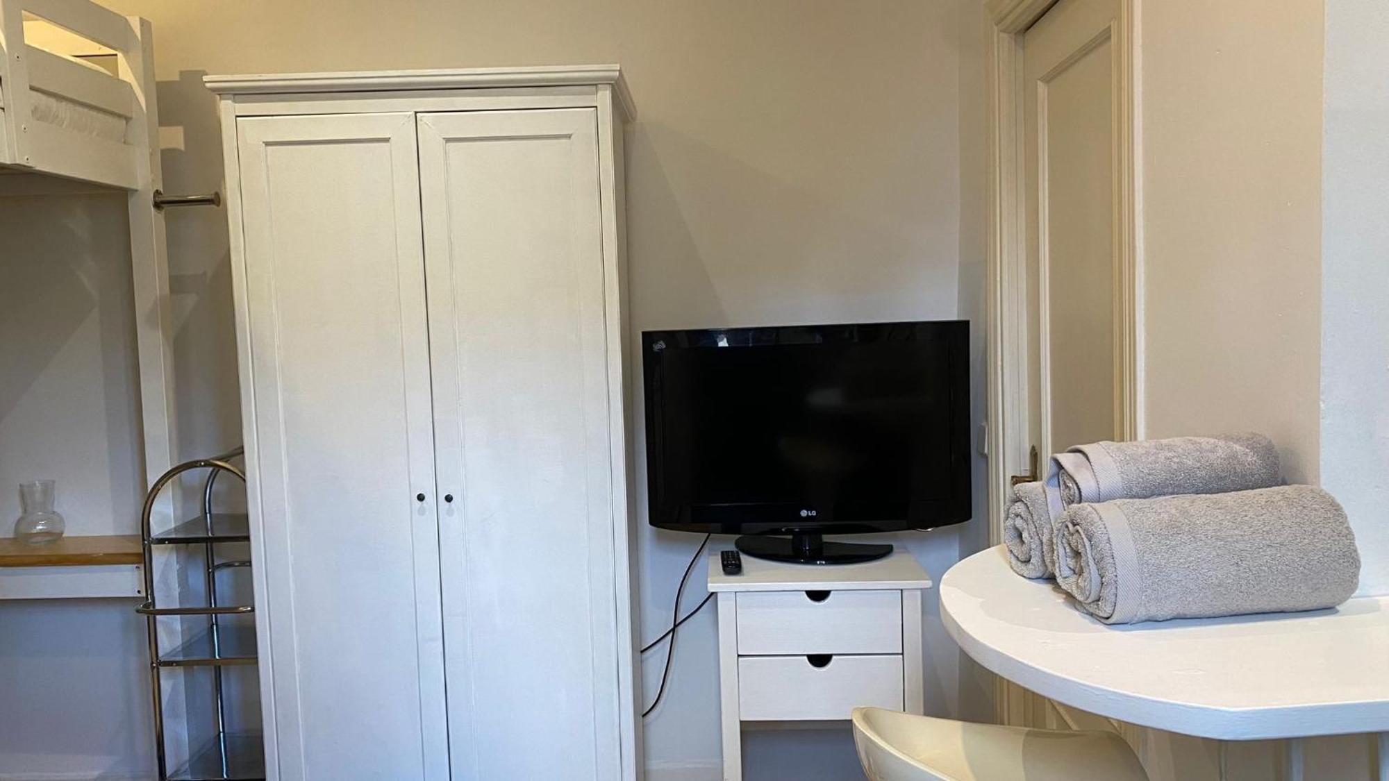 Apartamento En El Casco Antiguo Madri
