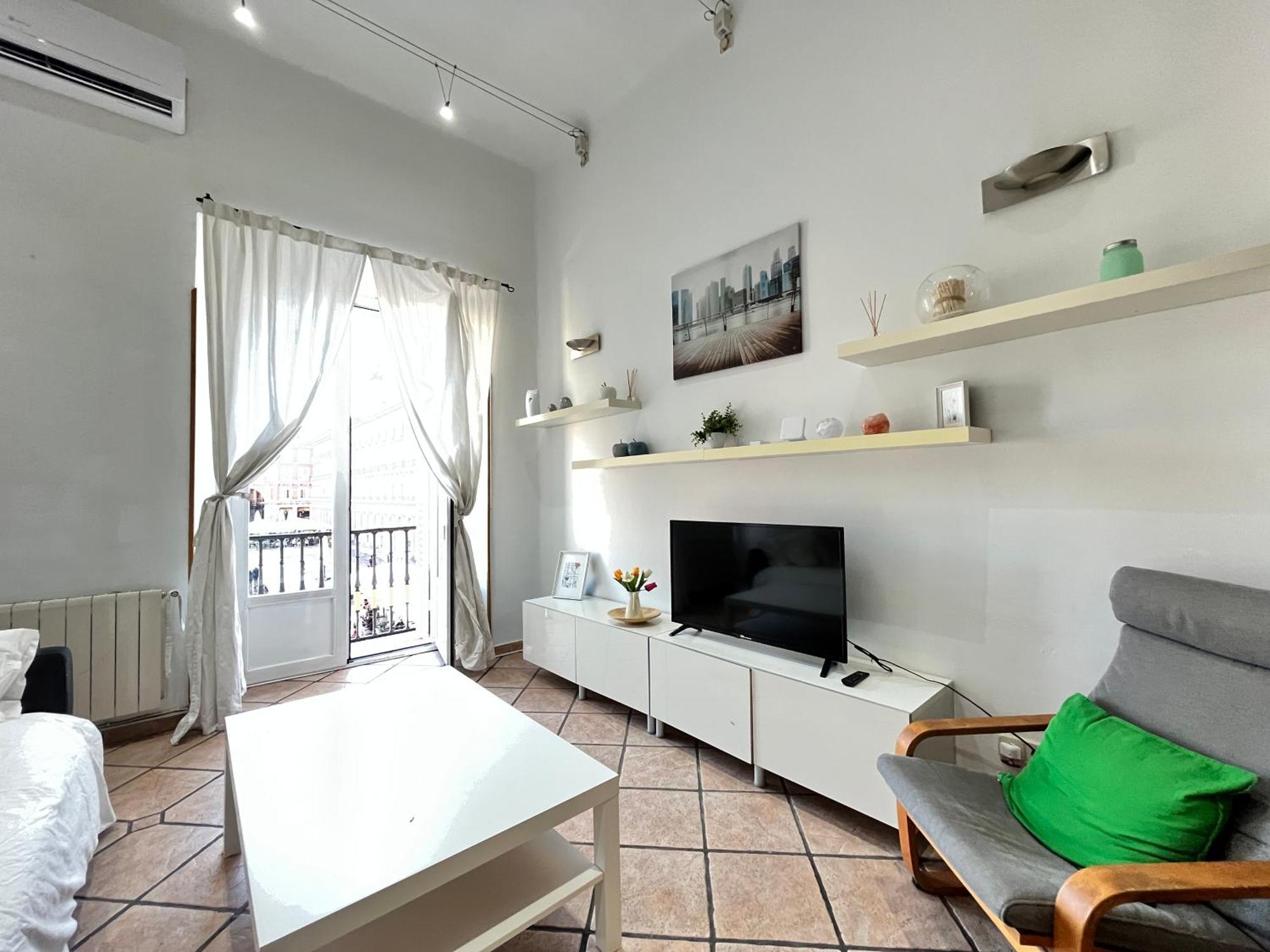 Loft Plaza Mayor 2 Temporal Apartment