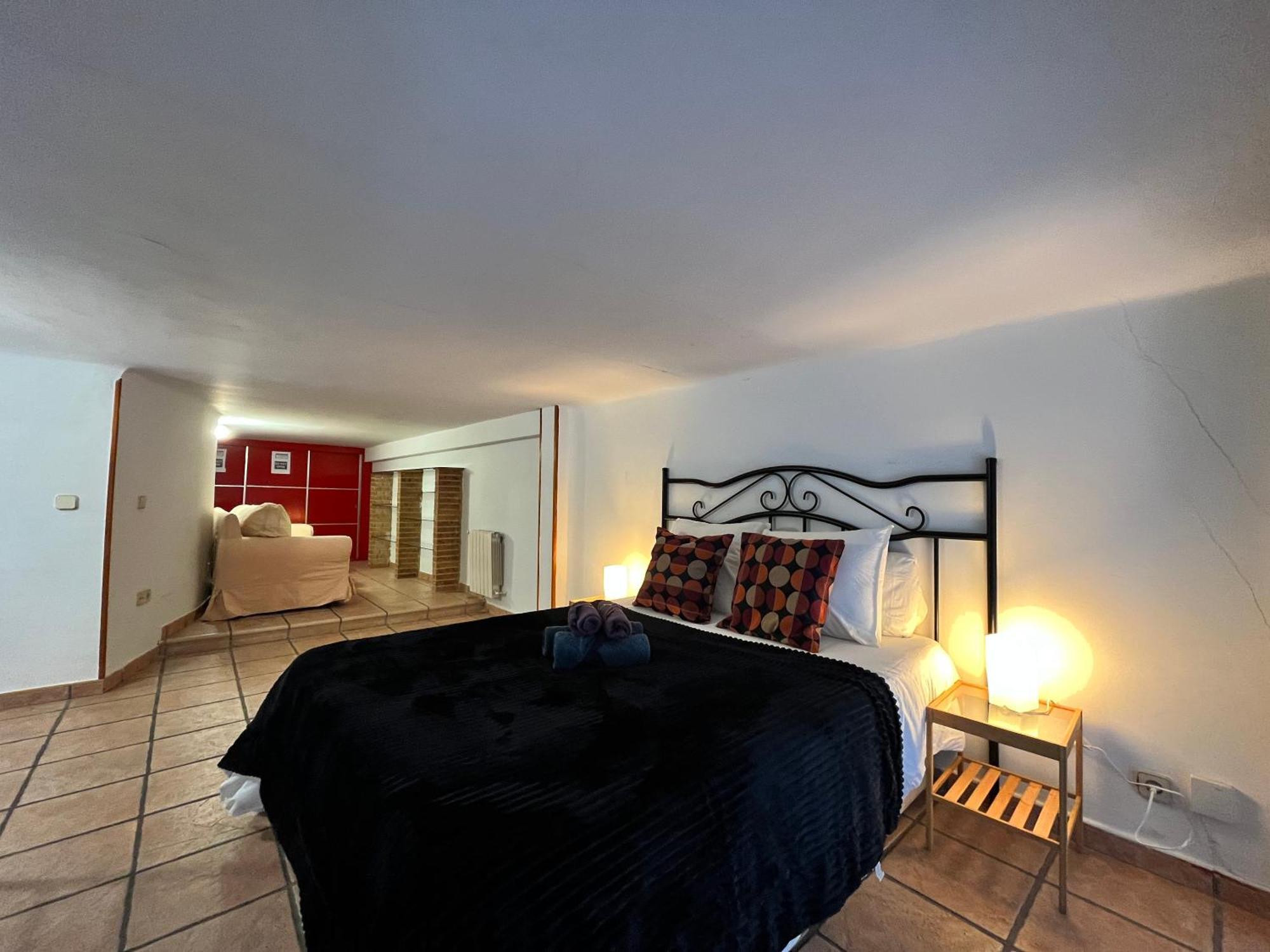 Loft Plaza Mayor 2 Temporal Apartment