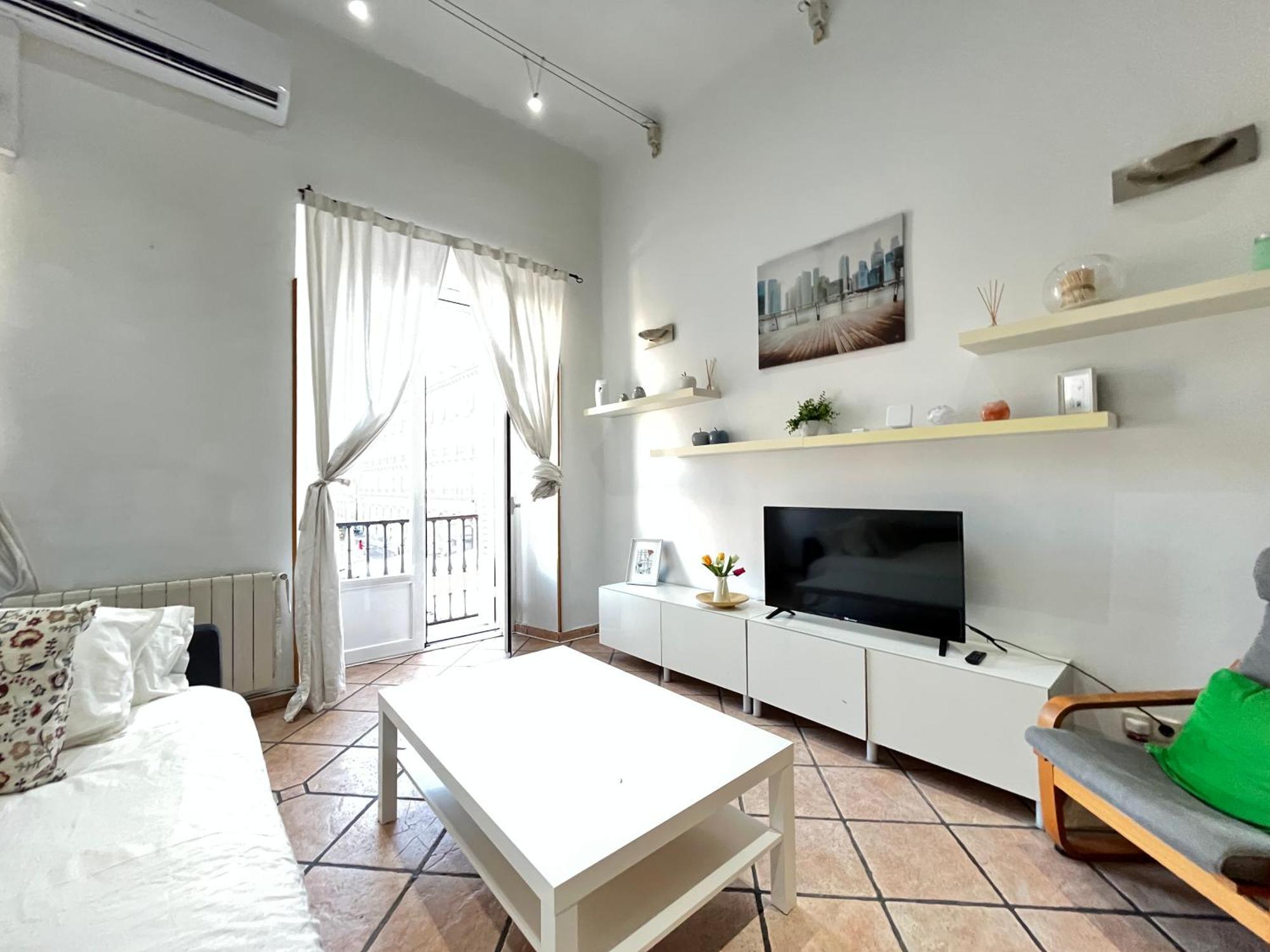 Loft Plaza Mayor 2 Temporal Apartment Madrid