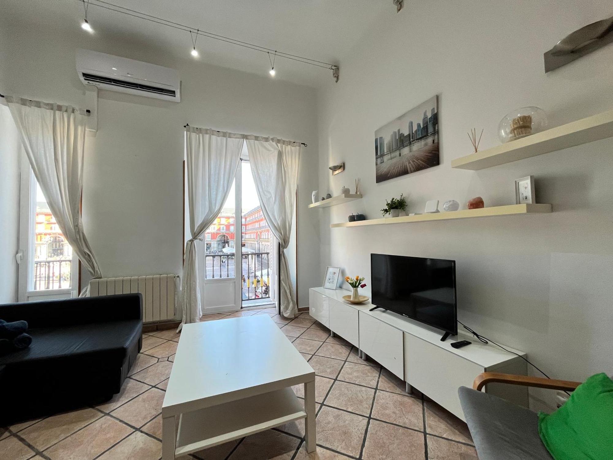 Loft Plaza Mayor 2 Temporal Apartment Madrid