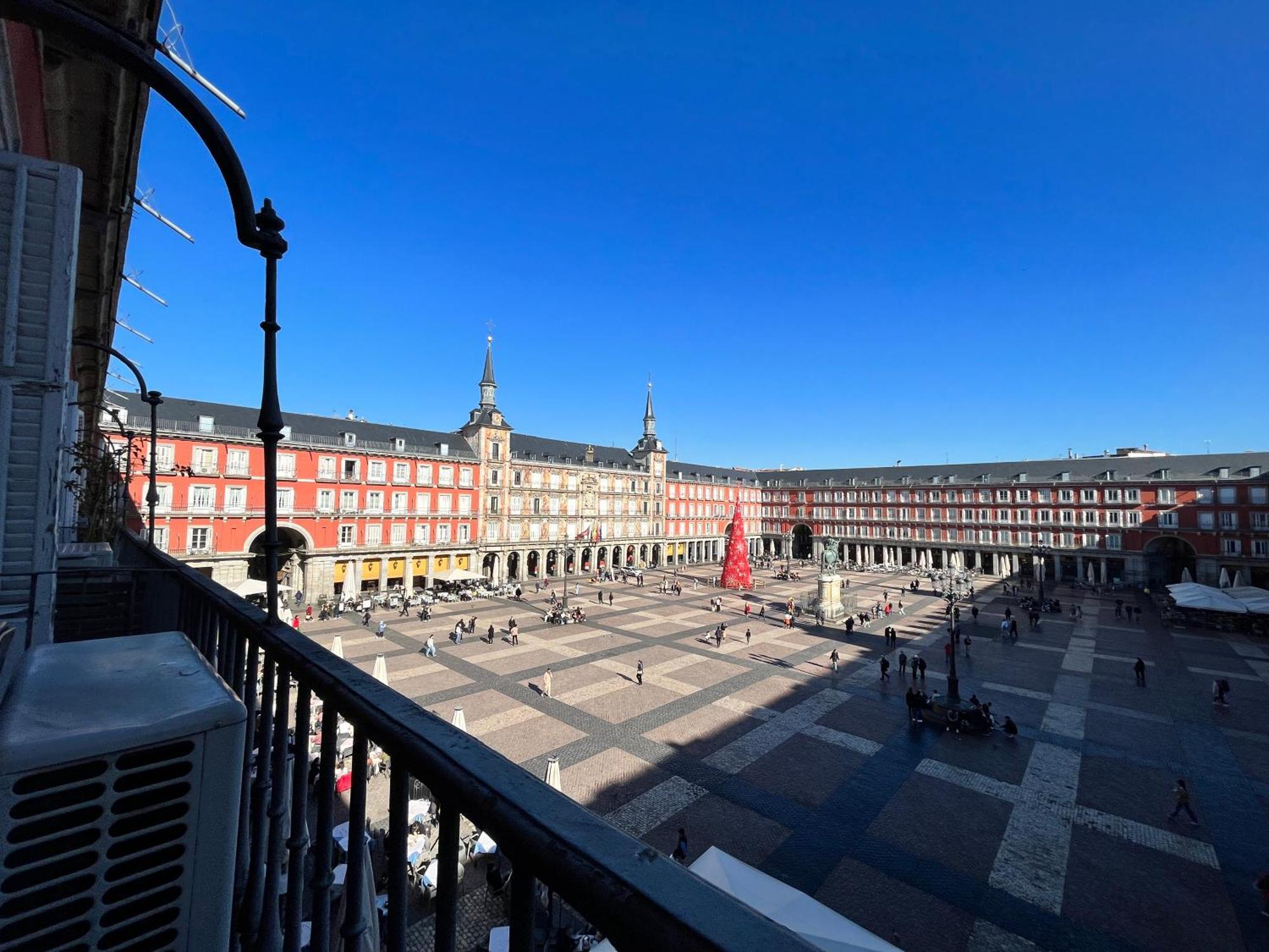 Loft Plaza Mayor 3 Temporal Apartment Madrid