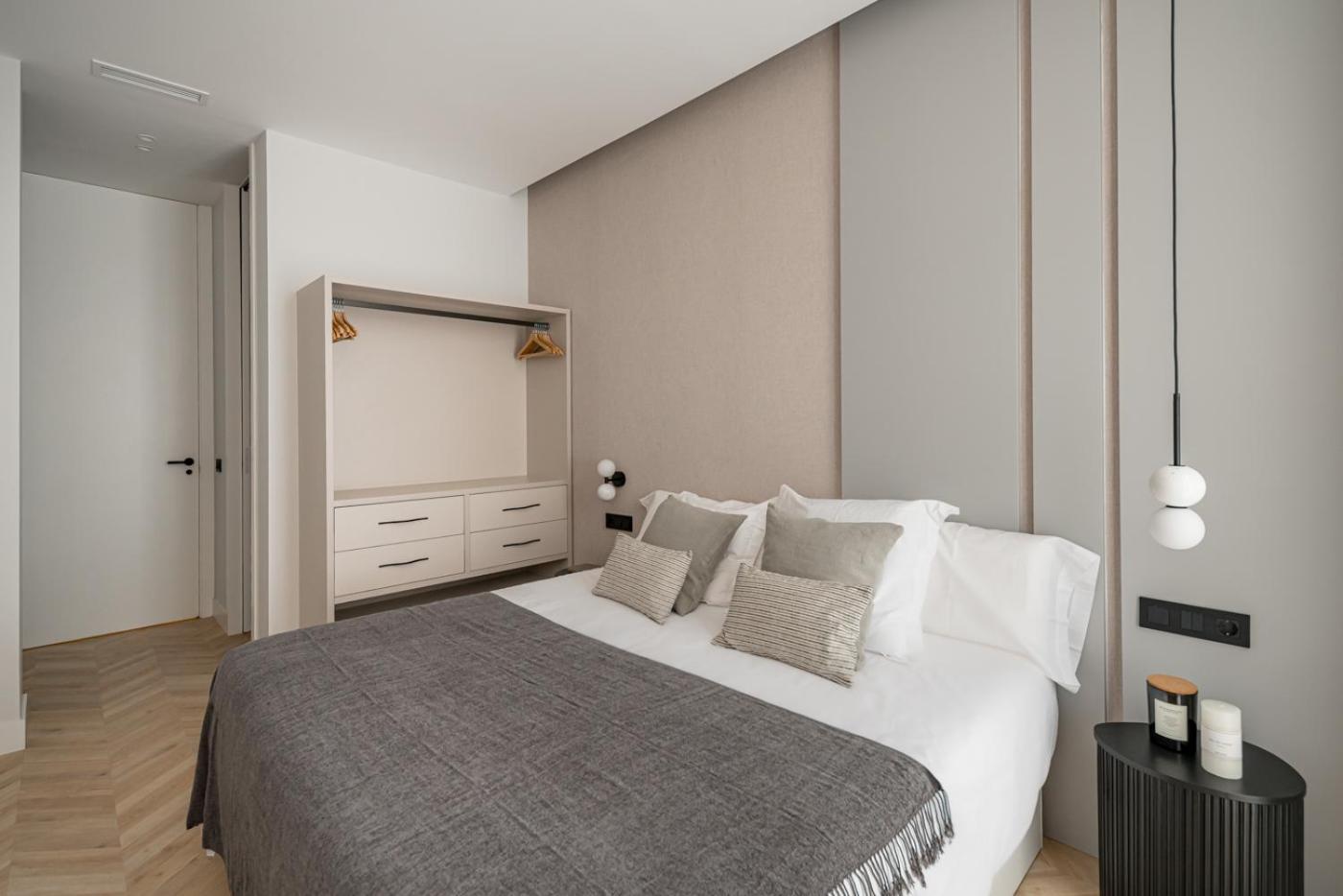Lejlighed Centro Xx Calle Montera 5br 6bh *