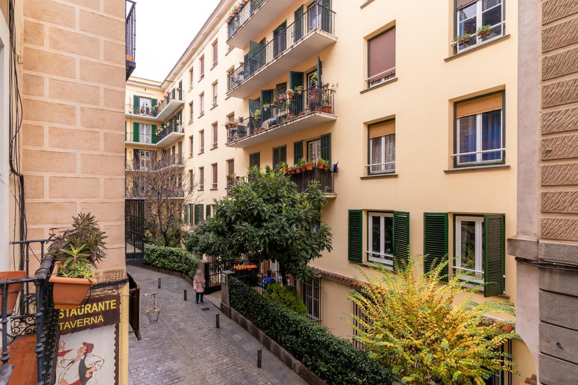 Apartment Spacious Modern-3bedrooms 2bathrooms-plaza Mayor *