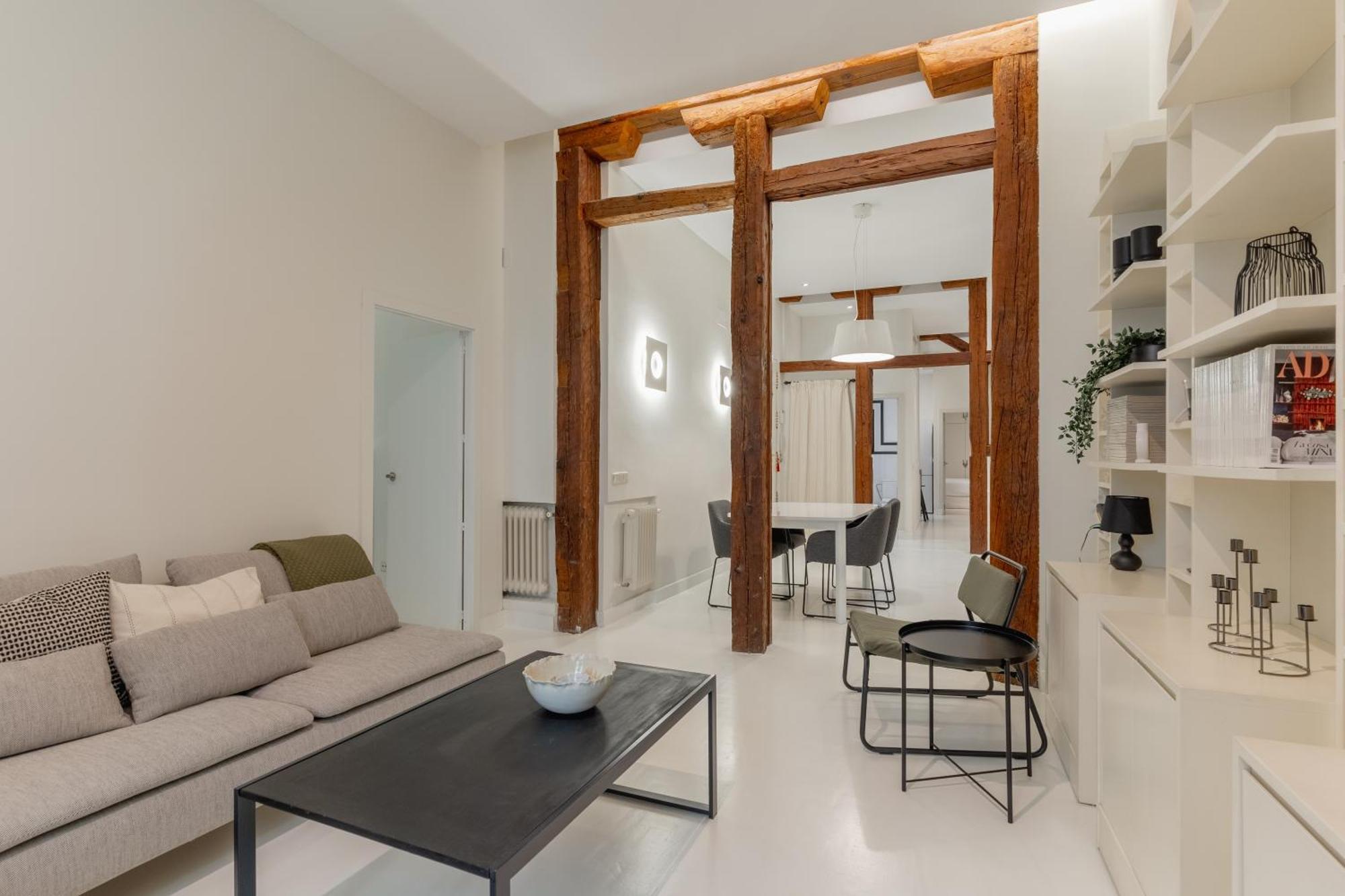 Spacious Modern-3bedrooms 2bathrooms-plaza Mayor Apartment Madrid