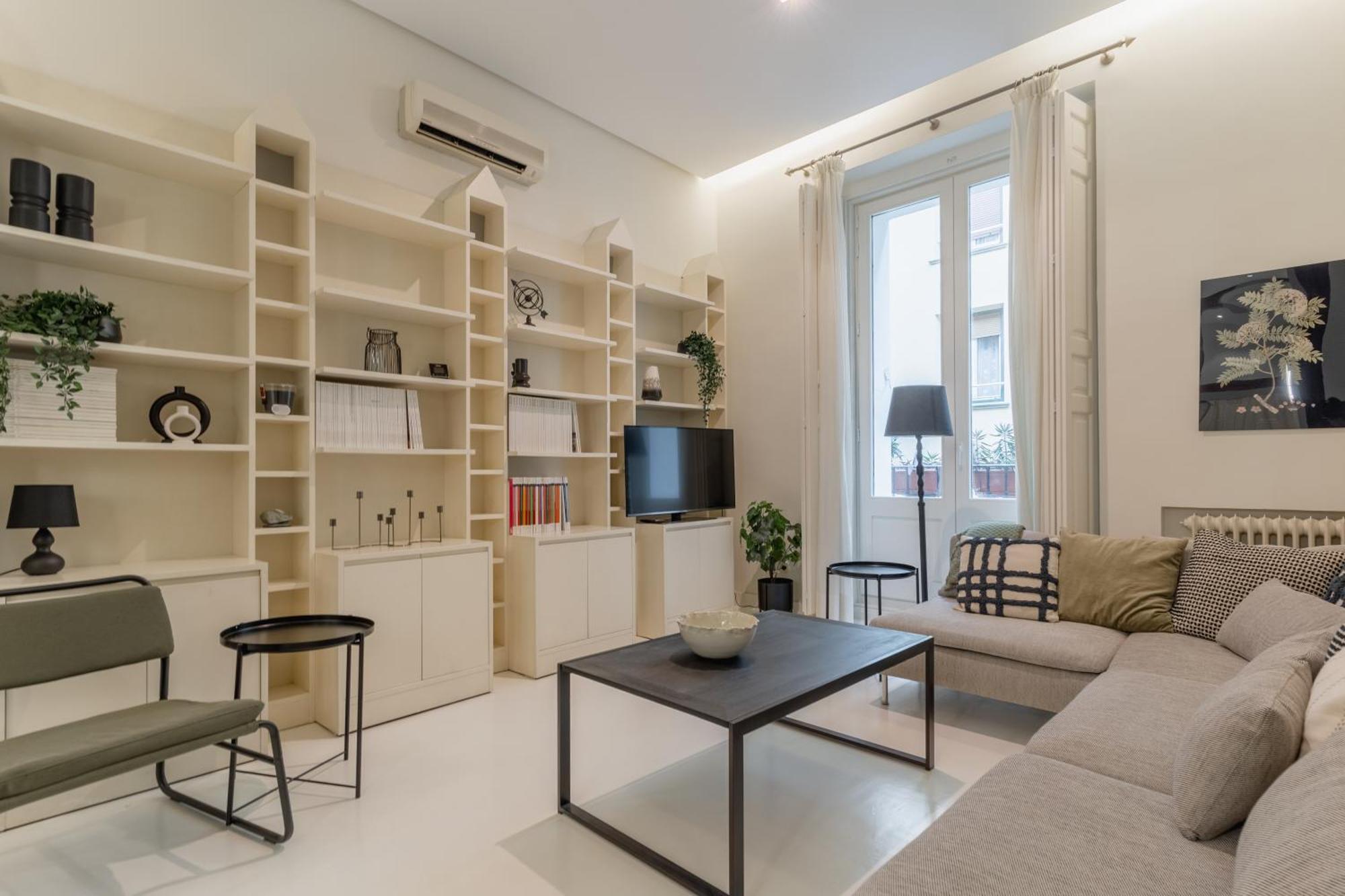 Apartment Spacious Modern-3bedrooms 2bathrooms-plaza Mayor *