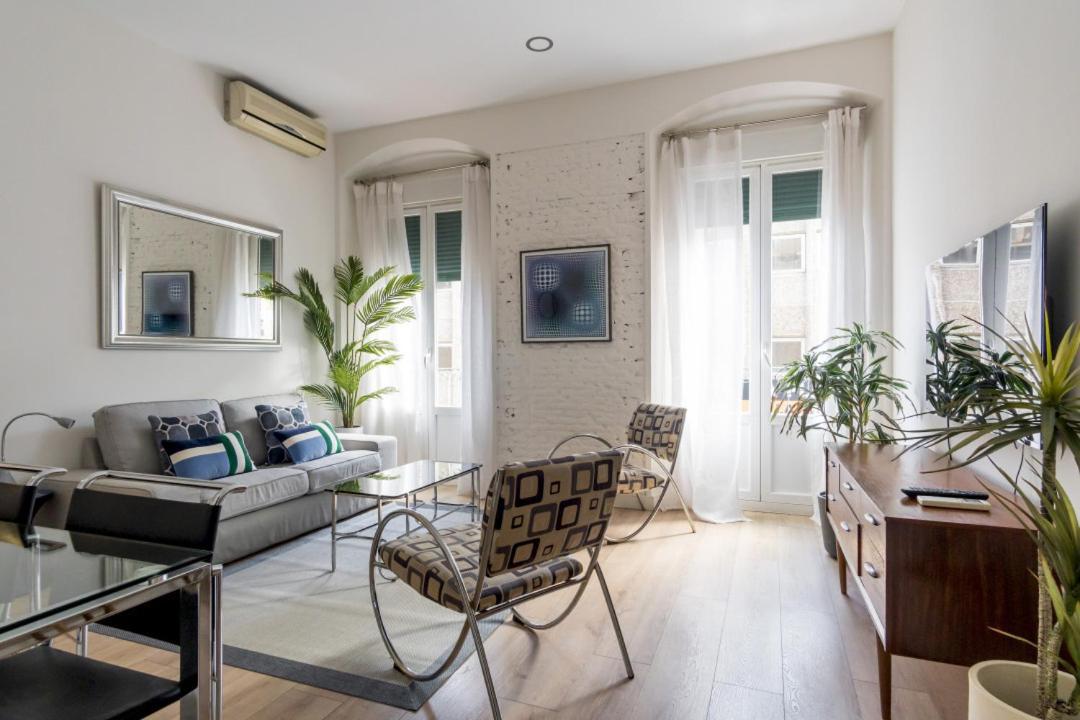 Stylish And Bright - 2bd 1bth- Atocha Madri