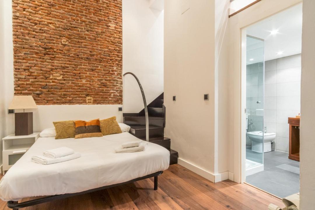 Modern- 2bd 2bth - Opera Apartamento Madri