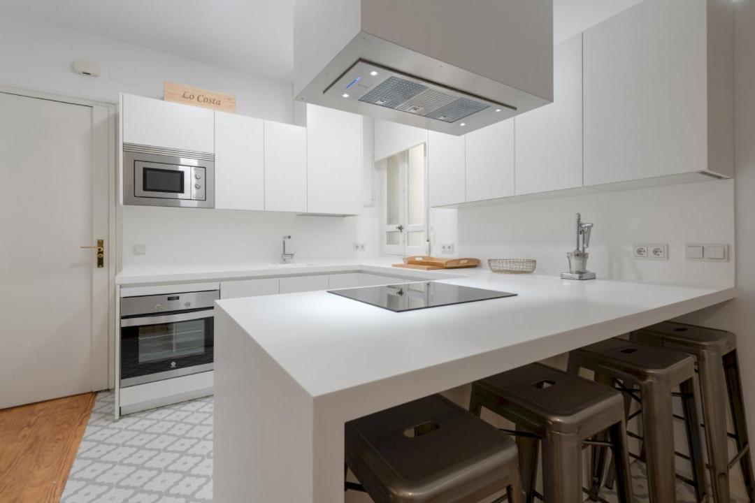 Spacious Bright- 2bd 2bth- Recoletos * Madrid