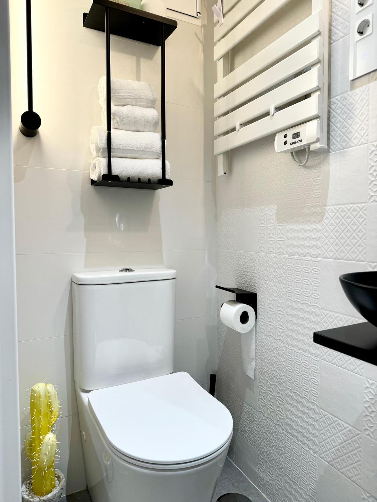 Luxury Flat Center & Parking Free Non Touristic * Madri