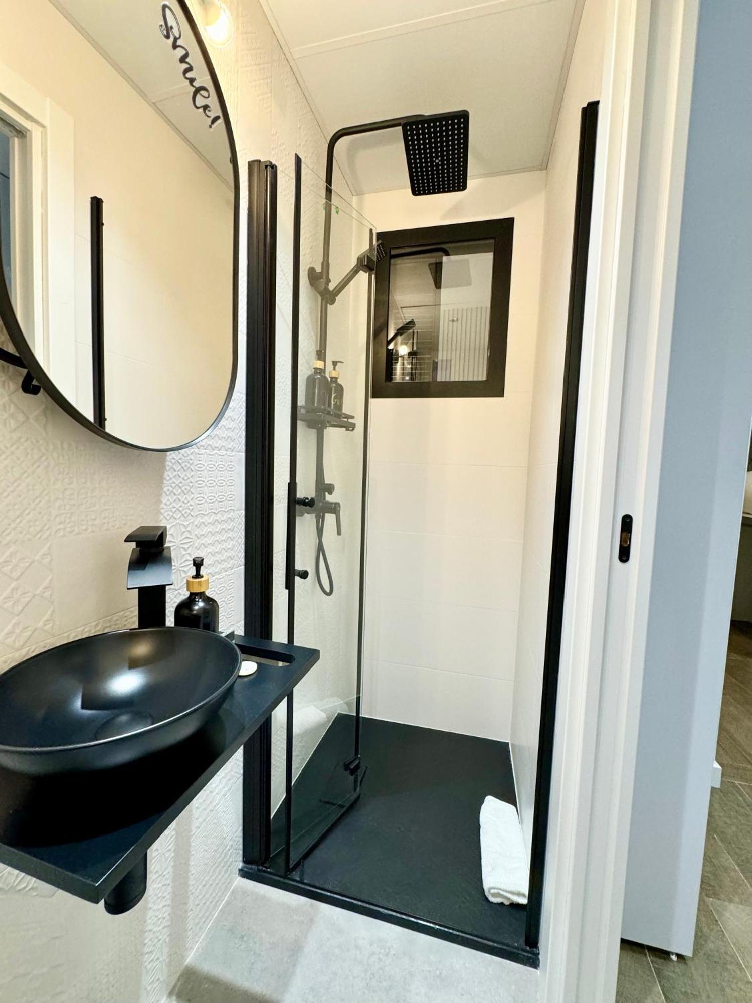 Apartamento Luxury Flat Center & Parking Free Non Touristic *