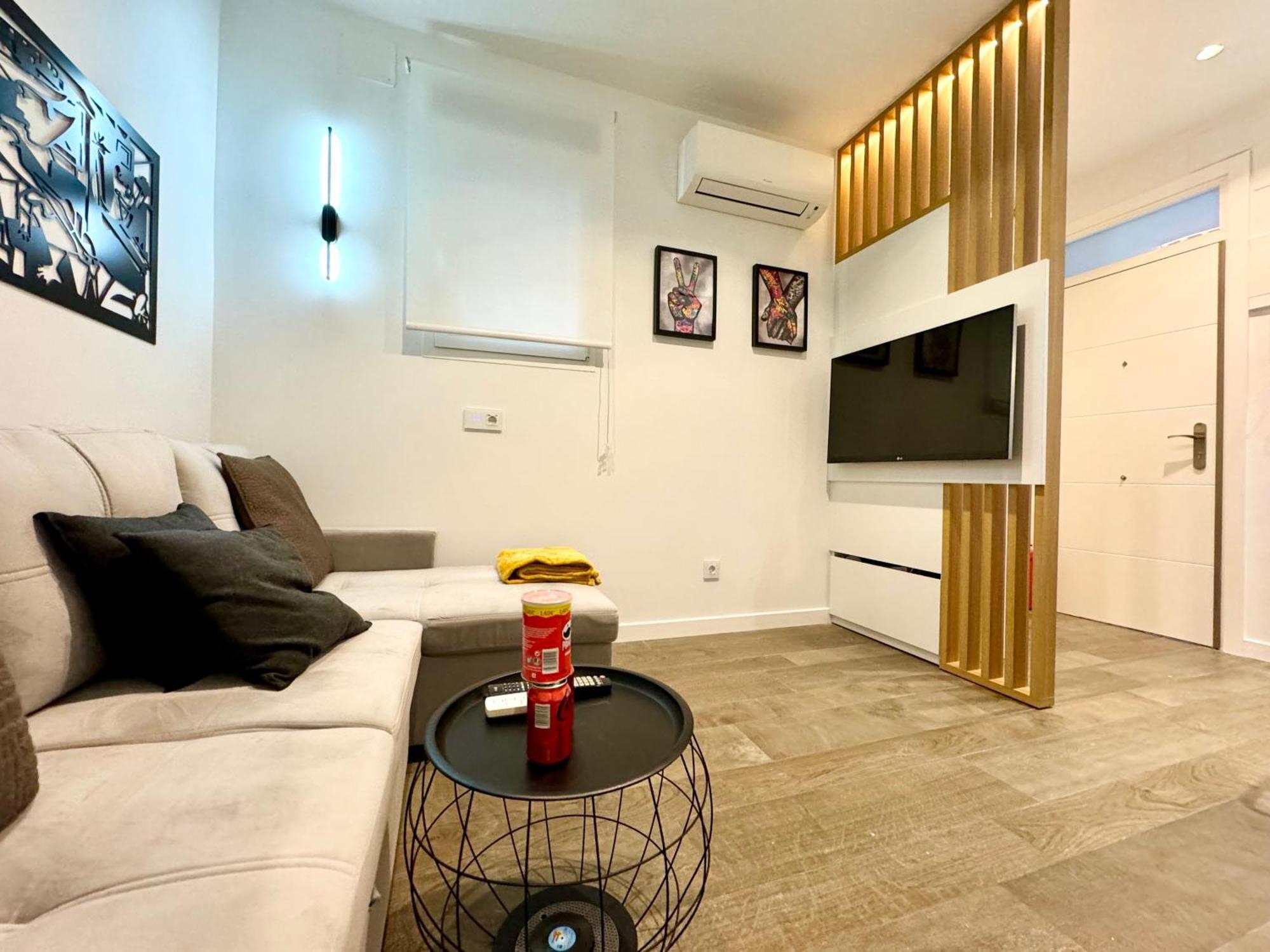 Luxury Flat Center & Parking Free Non Touristic Madri