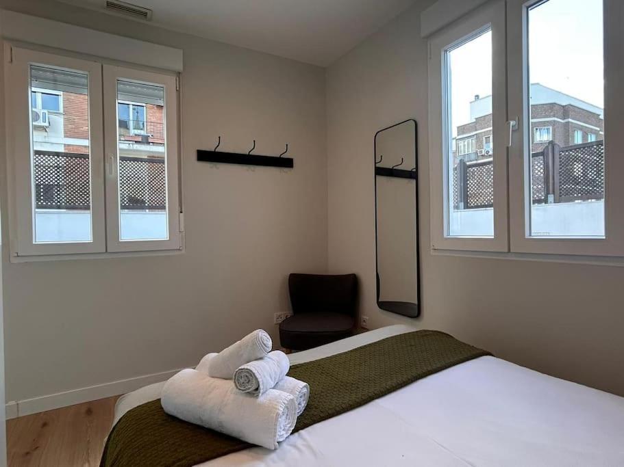 Apartment Elegant Penthouse In Cuatro Caminos - Pal Madrid