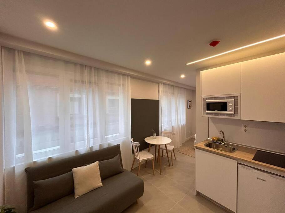 Cozy In Tetuan - En 1/9 Apartment Madrid