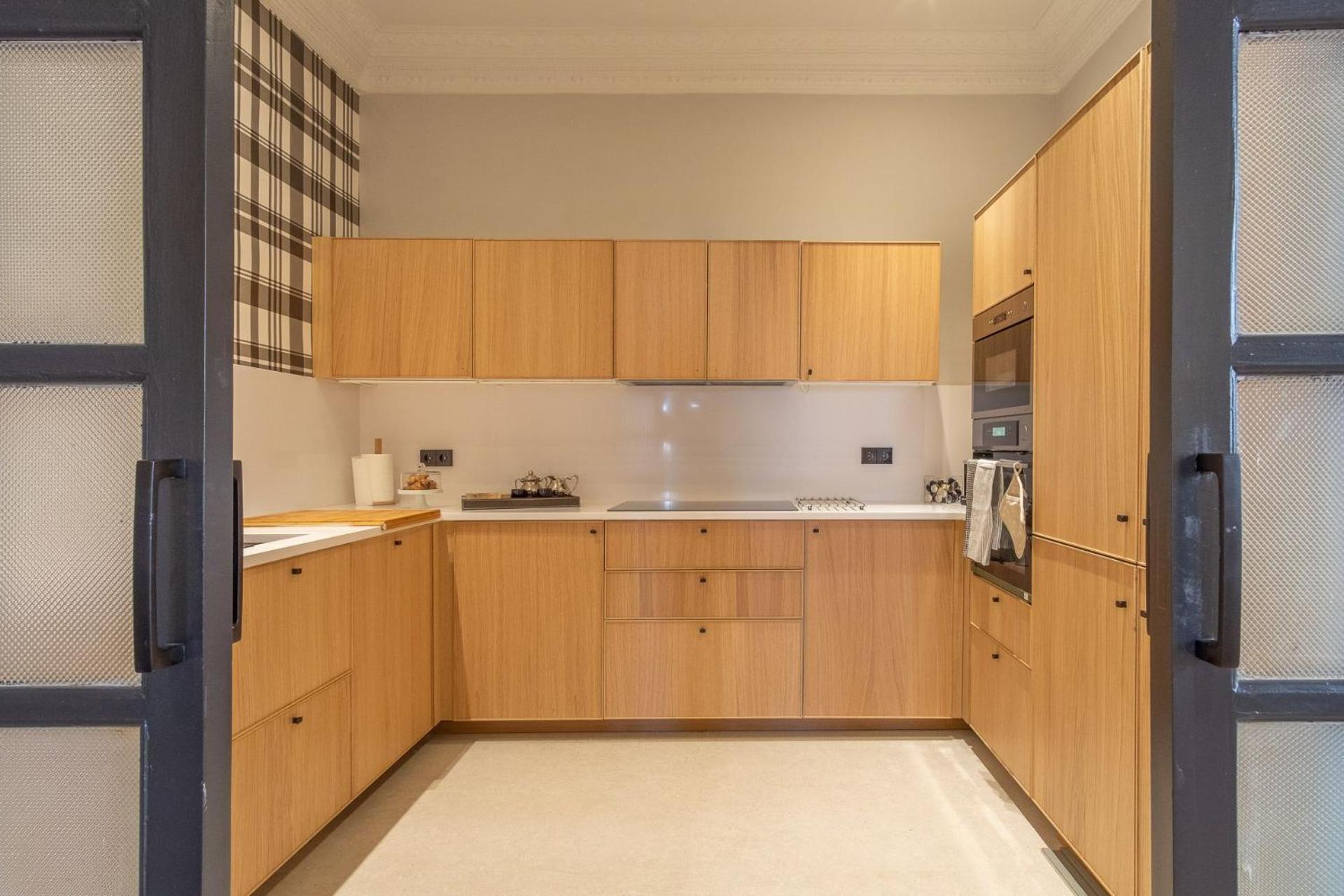 Spacious 3-bedroom Luxury In The Heart Of Barrio Salamanca Perfect For 6,velazquez I Apartment