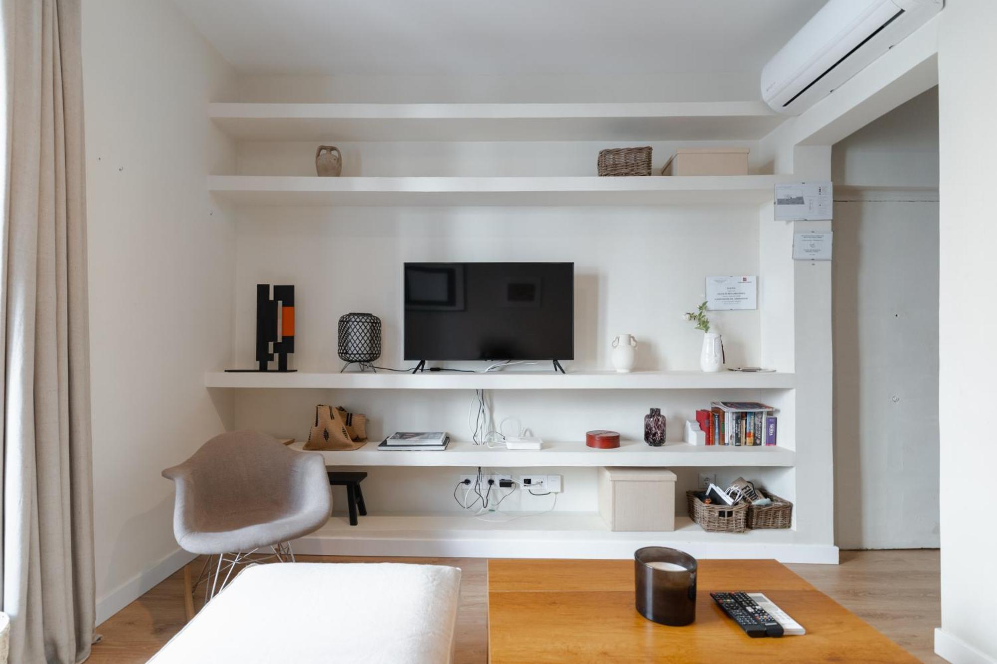 Centric- 1bd 1bth Furnished - Chueca