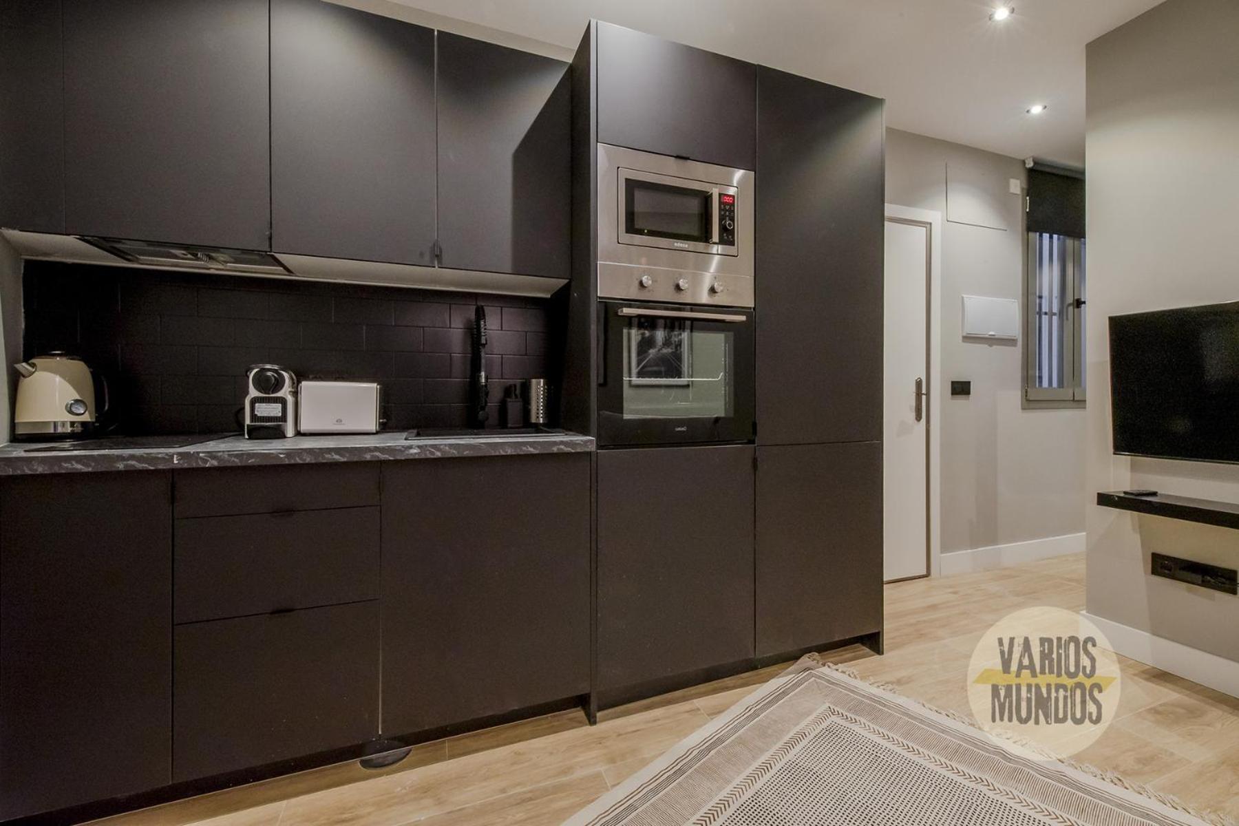 Urban And 5pax En Calle Silva-gran Via E2 Apartamento