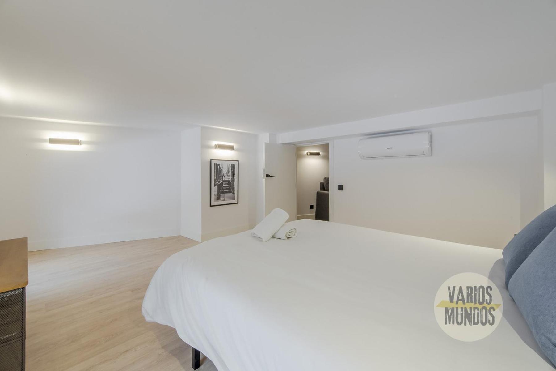 Centrico And New Bajo 10pax En Gran Via Apartment *