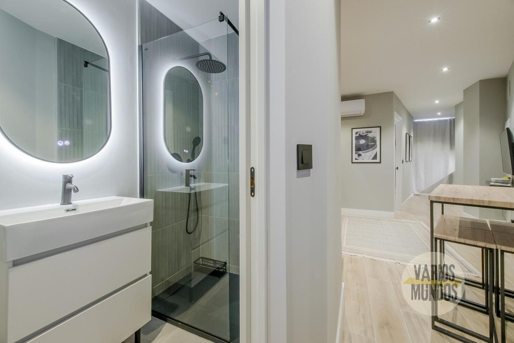 Apartment Centrico And New Bajo 10pax En Gran Via *
