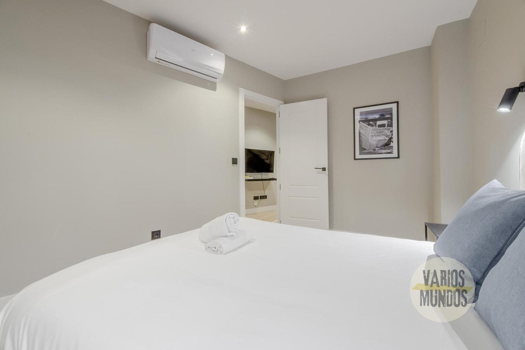 Centrico And New Bajo 10pax En Gran Via Apartment *