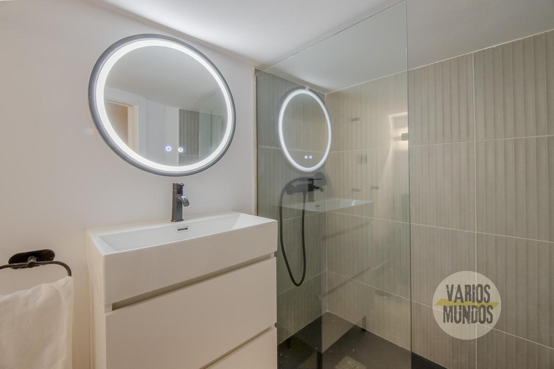 Apartment Centrico And New Bajo 10pax En Gran Via
