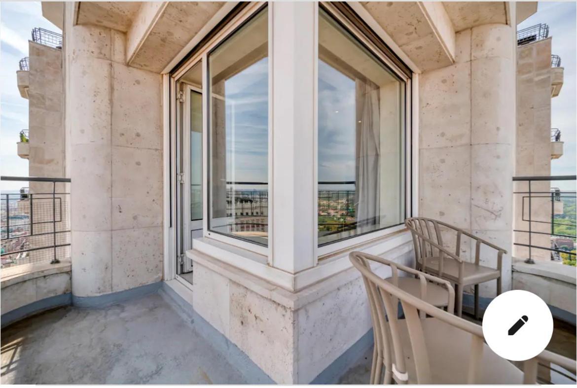 Impresionante Apartamento En Edificio De Lujo Selton Plaza Espana Madrid