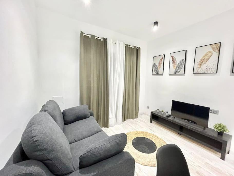 Centro Legazpi 1 Apartment