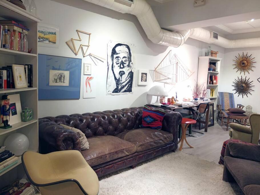 Cosy Artist In Barrio De Salamanca Madrid
