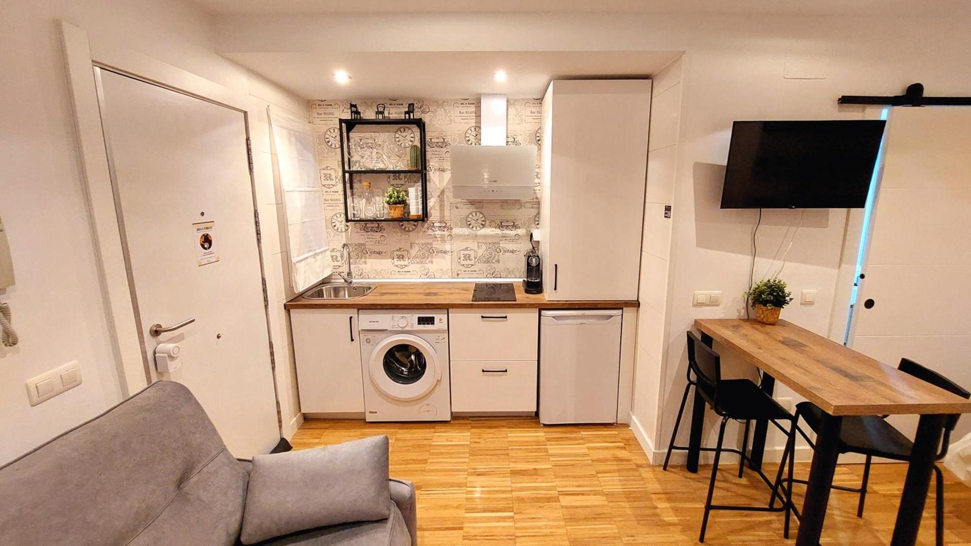 Acogedor Estudio En Delicias By Bebalmy * Madri