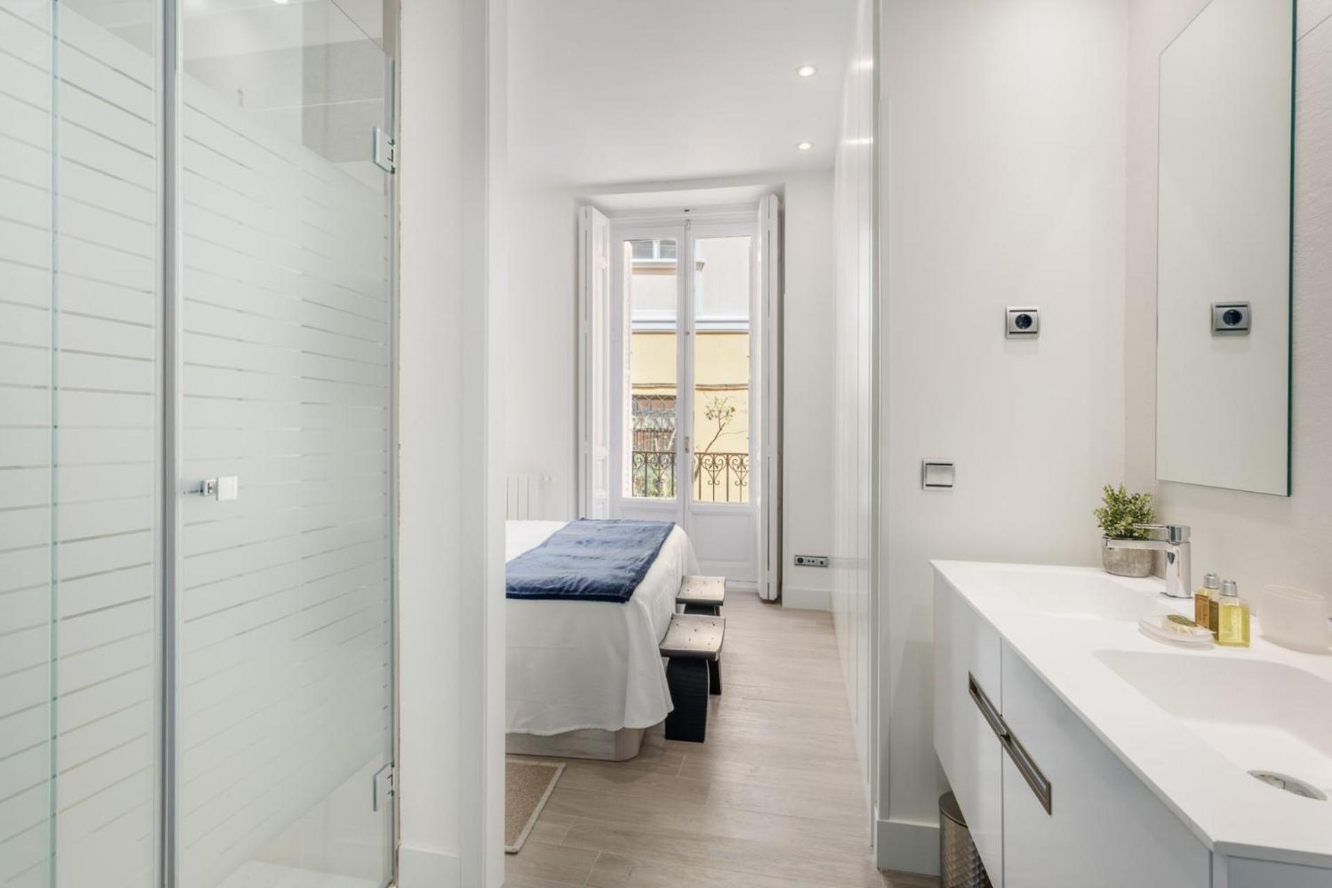 Charming Near Almudena And Royal Palace Perfect Royal Palace Ii Apartment