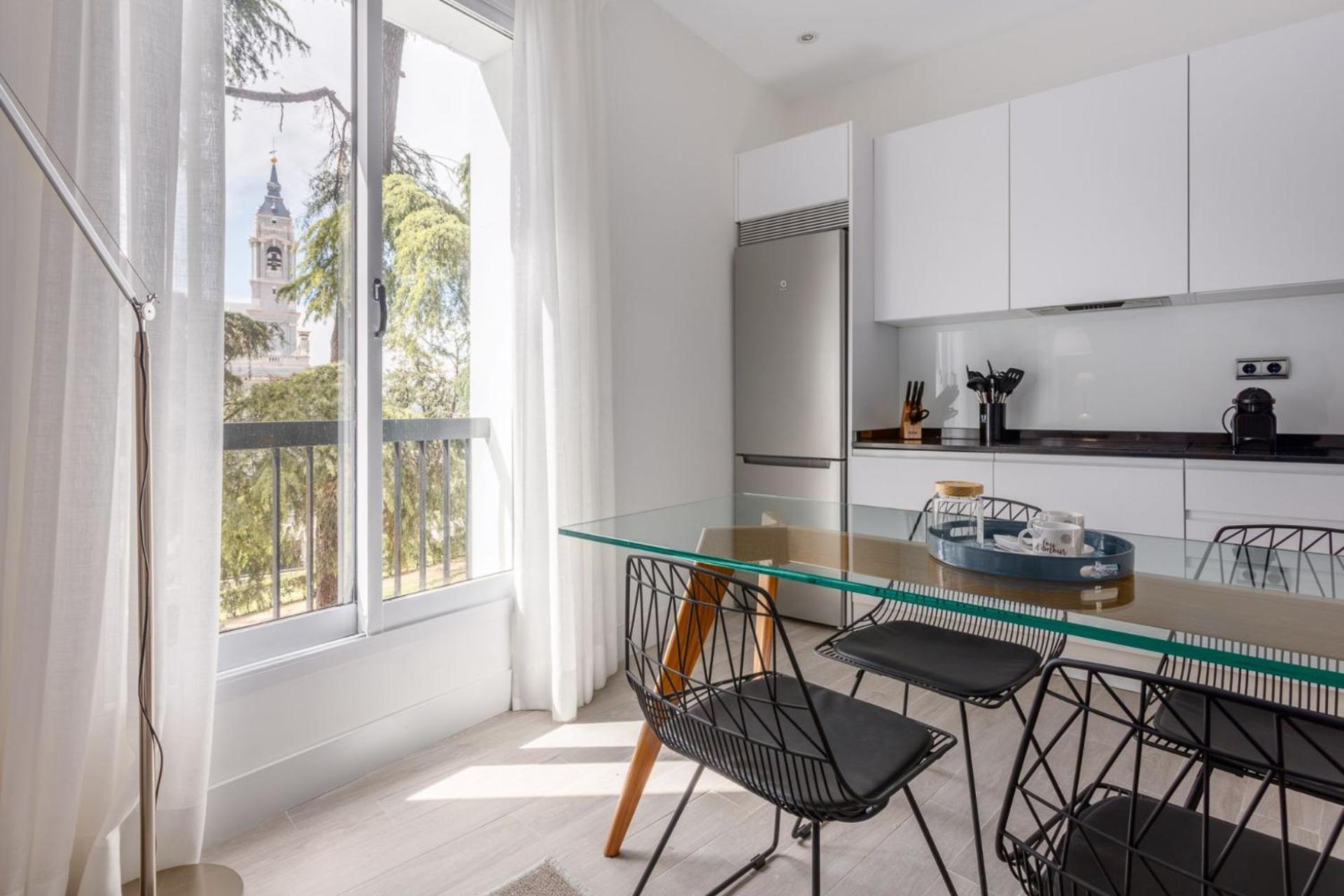 Charming Near Almudena And Royal Palace Perfect Royal Palace Ii Apartment