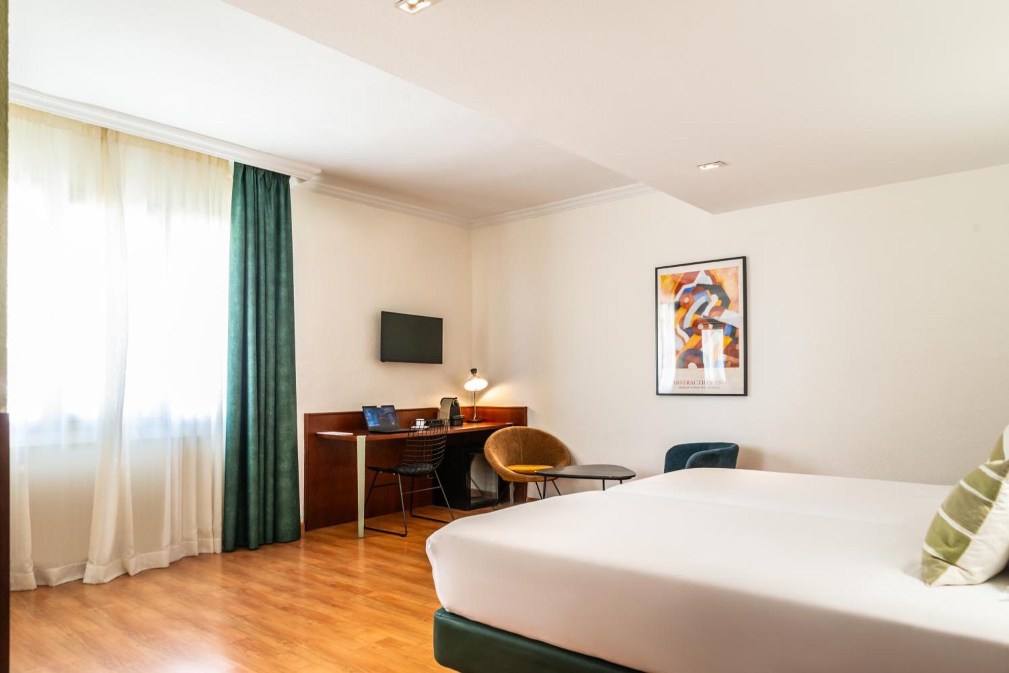 Hotel Cason Del Tormes By Happyculture Madri
