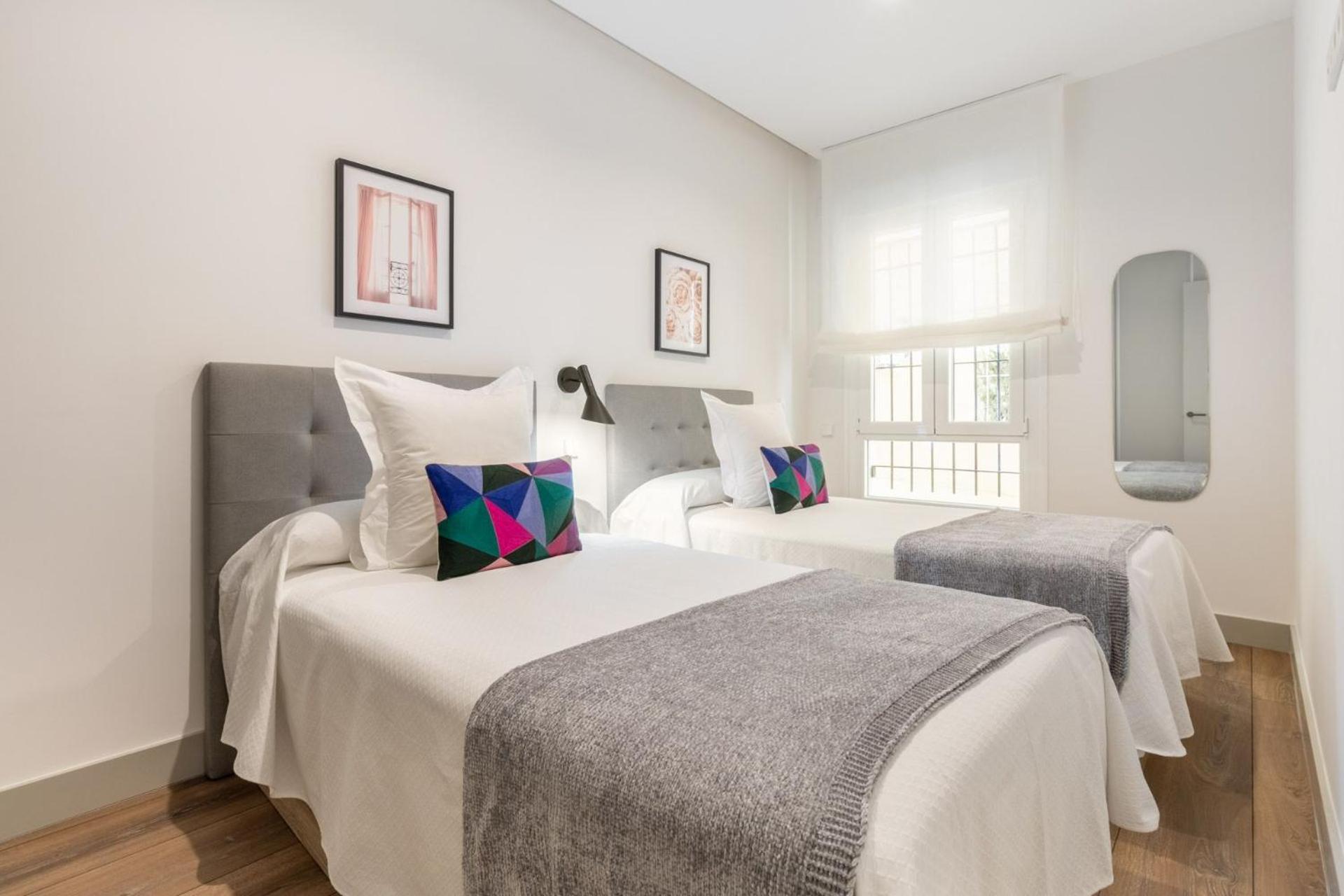 Cozy Ground-floor For 4 In Chamberi Quevedo V * Madrid