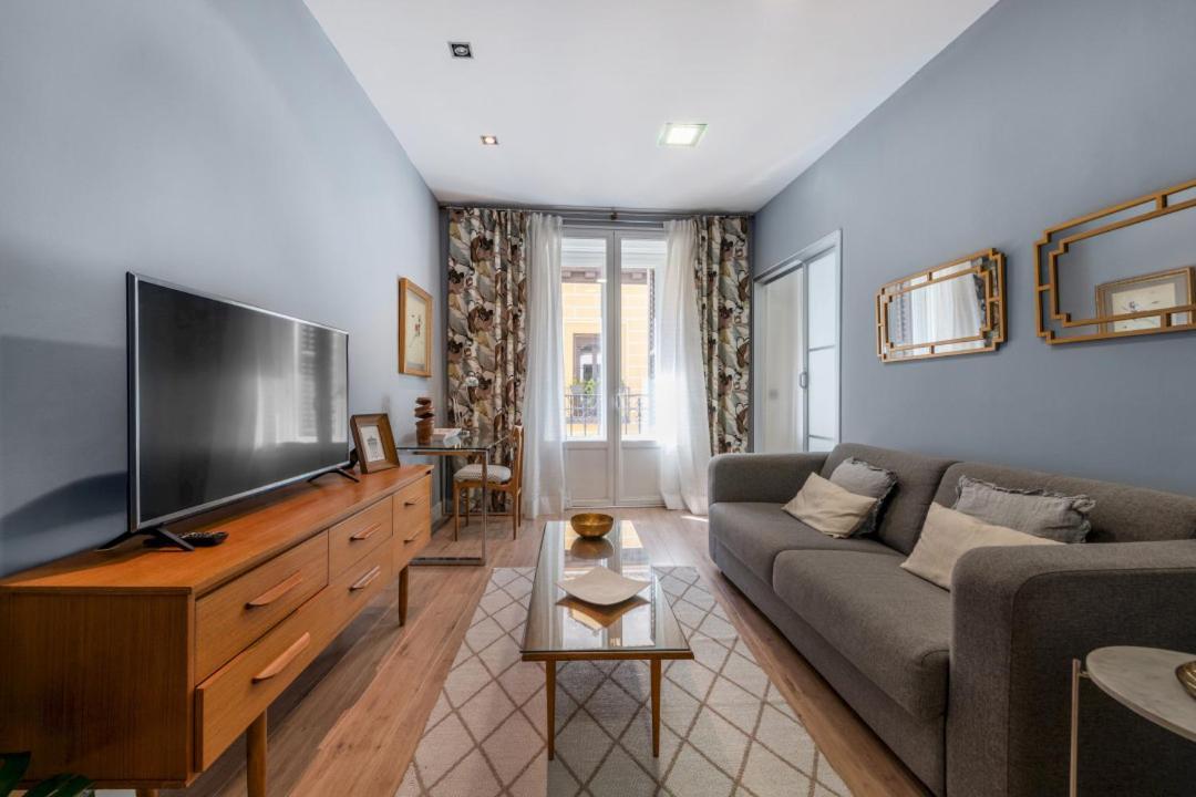 1 Bedroom 1 Bathroom Furnished - Sol - Downtown - Minty Apartment Madrid