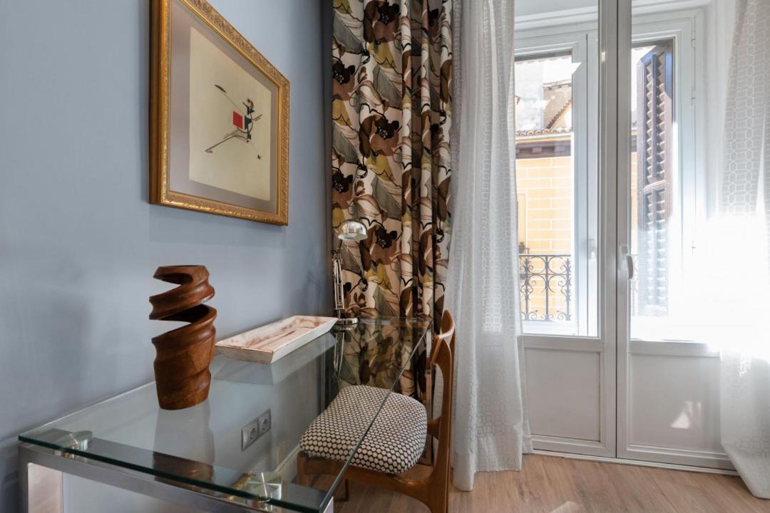 1 Bedroom 1 Bathroom Furnished - Sol - Downtown - Minty Apartment Madrid