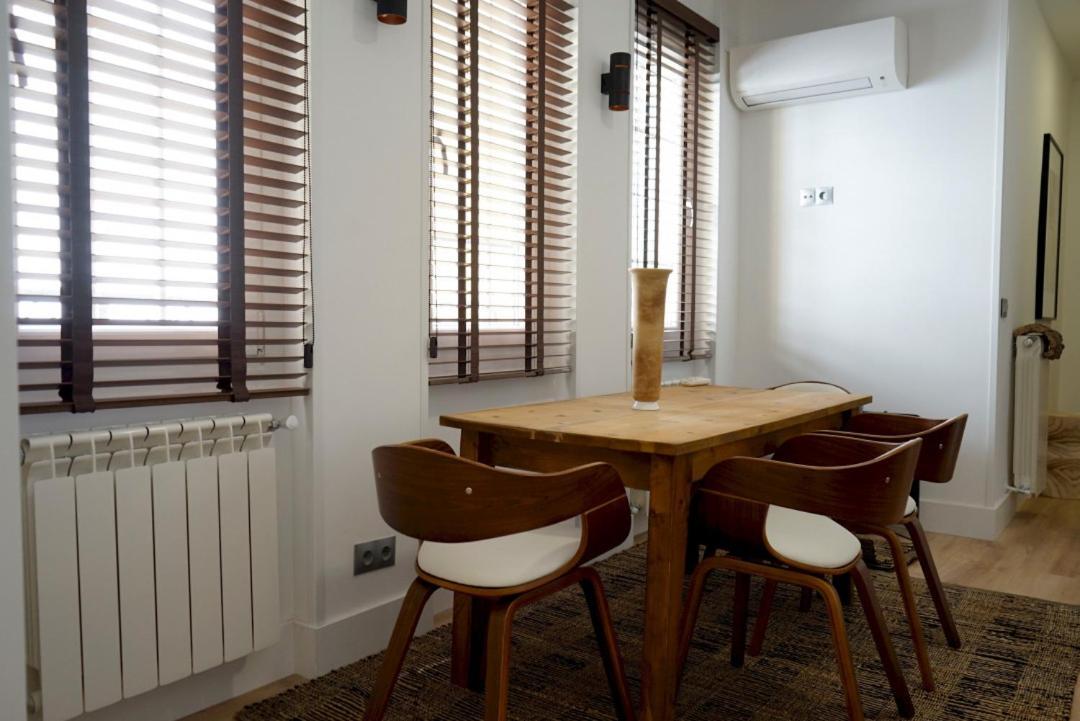 Diaphanous And Modern- 2bd 2bth- Plaza Espana Madri