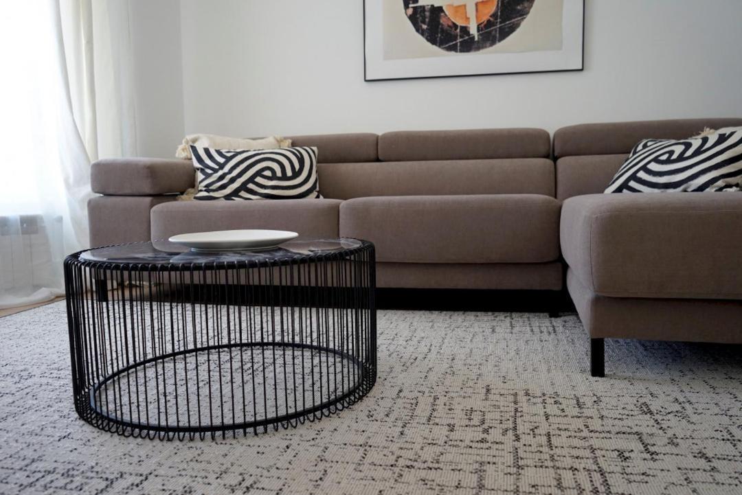 Apartment Diaphanous And Modern- 2bd 2bth- Plaza Espana