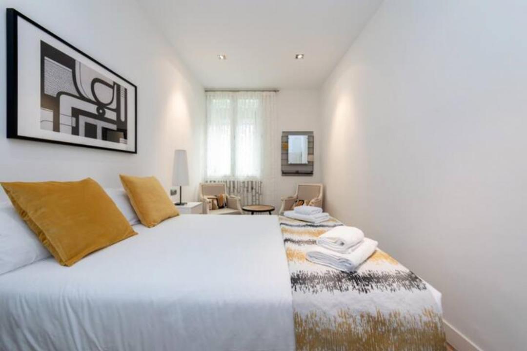 Modern, Cozy And Bright- 2bd 1bth- Tetuan Apartamento Madrid