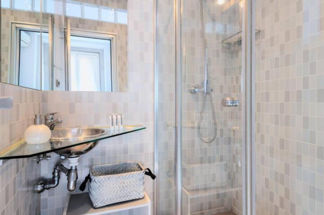 Modern And Bright- 1bd 1 Bth Furnished- Sol In Downtown Area Apartamento