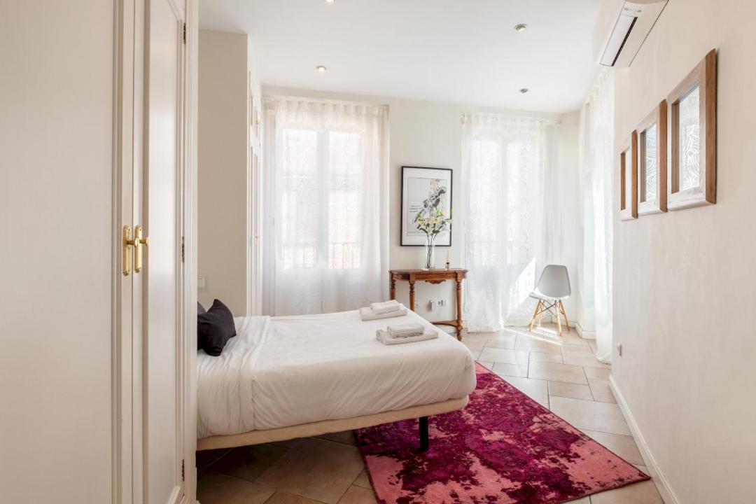 Bright- 1bd 1bth Furnished - Sol Apartment Madrid