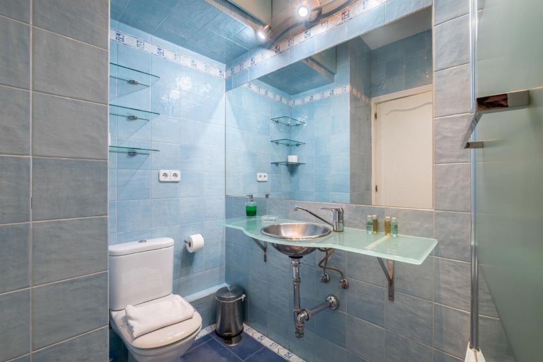 Bright- 1bd 1bth Furnished - Sol Apartment