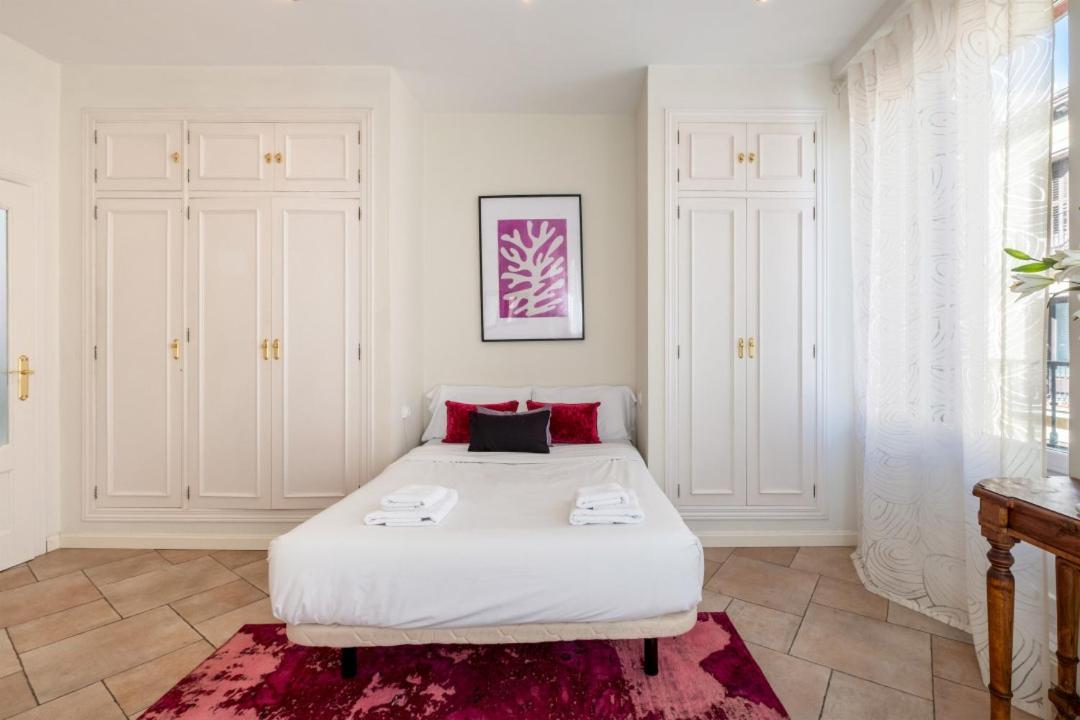 Bright- 1bd 1bth Furnished - Sol Apartment