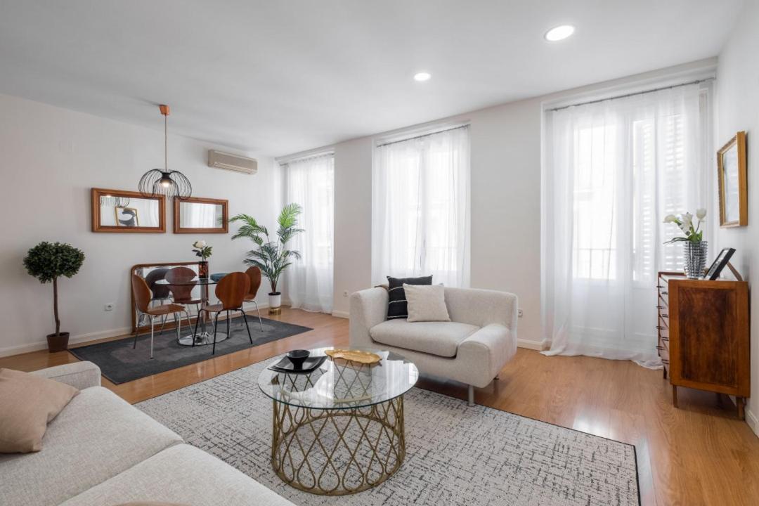 1 Bedroom 1 Bathroom Furnished - Sol - Bright Refurbished - Mintystay Madrid
