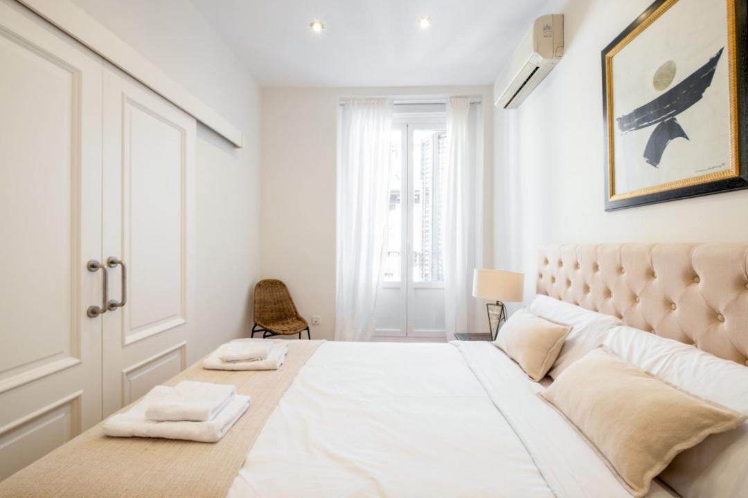 Apartment 1 Bedroom 1 Bathroom Furnished - Sol - Bright Refurbished - Mintystay